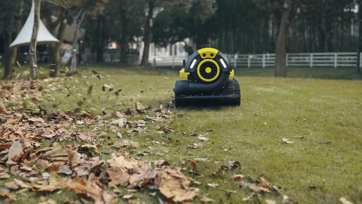 Yarbo Core + Leaf Blower B1 | Autonomous Robotic Leaf Blowing System